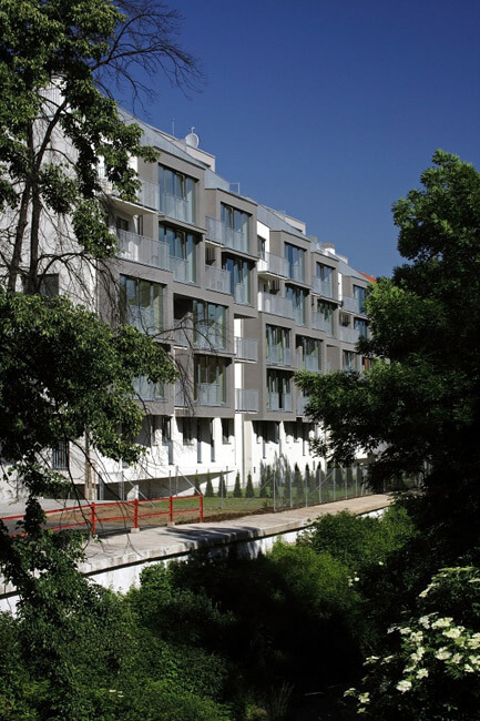 Продажа квартир в зеленом комплексе в Праге 4 - Михле