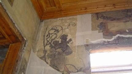 Исторические рисунки на стенах павильона в Гавличковых садах
