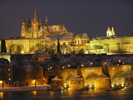 Вид на ночную Прагу