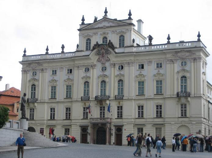 Штернберский дворец