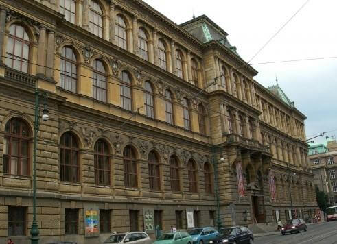 Музей декоративно-прикладного искусства в Праге