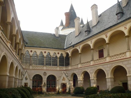 Замок Жлебы в Чехии
