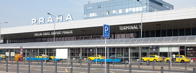 Проверка пассажиров в пражском аэропорту теперь стала проходить в два раза быстрее