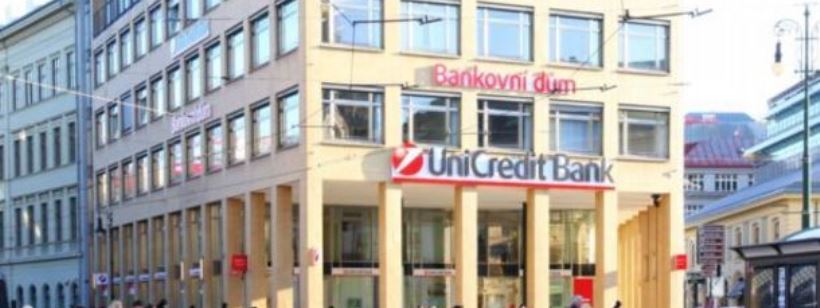 Банк UniCredit Bank распродал всю собственную недвижимость в Чехии