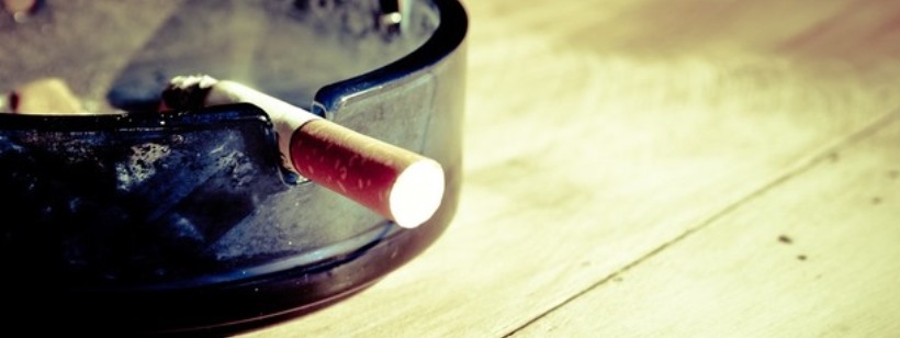 В Чехии ввели закон, запрещающий курение в общественных местах